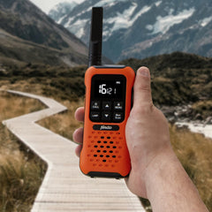 Alecto FR300OE - Walkie Talkie met bereik tot 10 km - Waterdicht - Set van 2 stuks - Oranje •