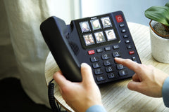 Huistelefoon senioren - Senioren telefoon - Vaste lijn - Zwart - Fysic FX-3930 •