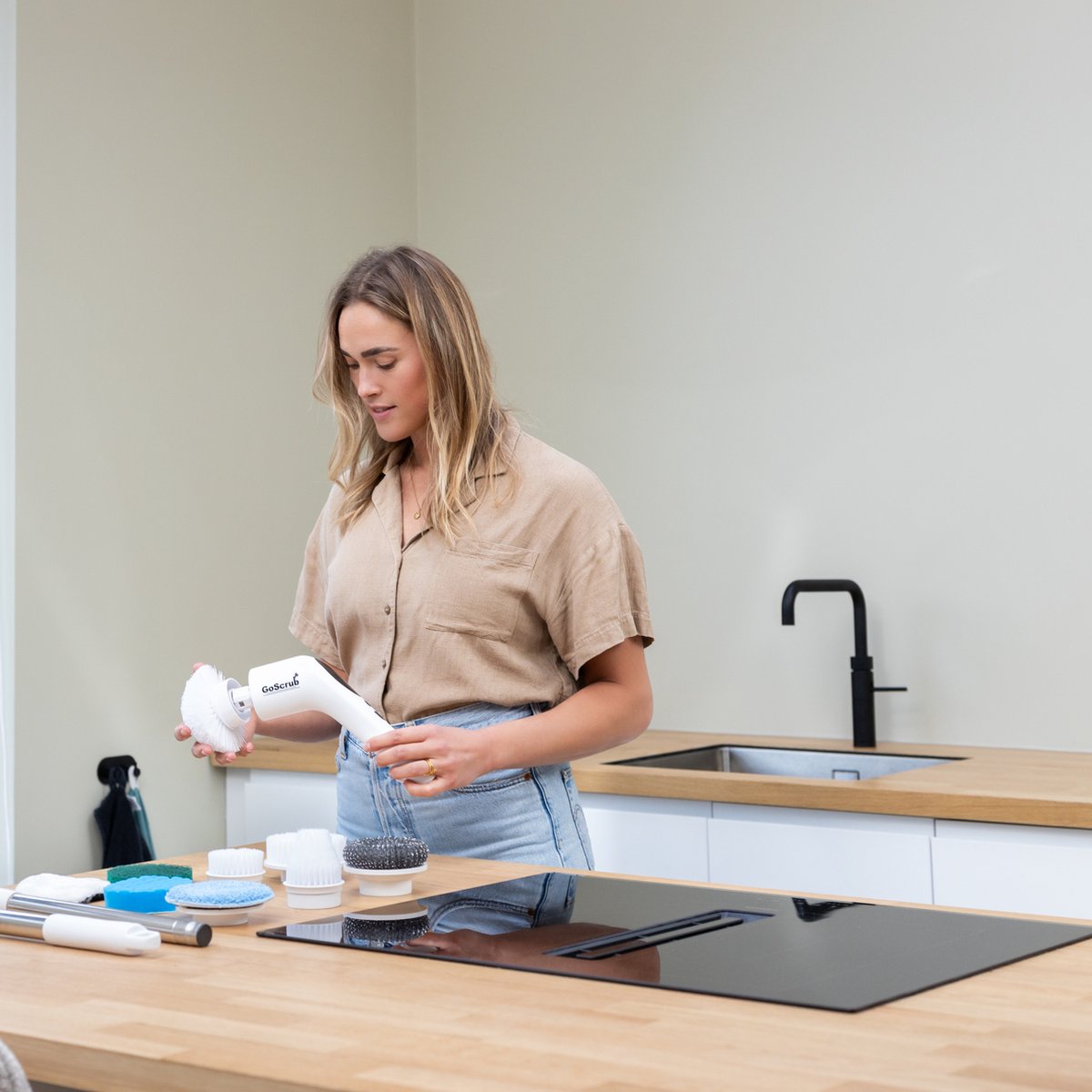 Elektrische Schoonmaakborstel – Elektrische Schrobber - Schrobborstel – Wit - V2 - GoScrub® •
