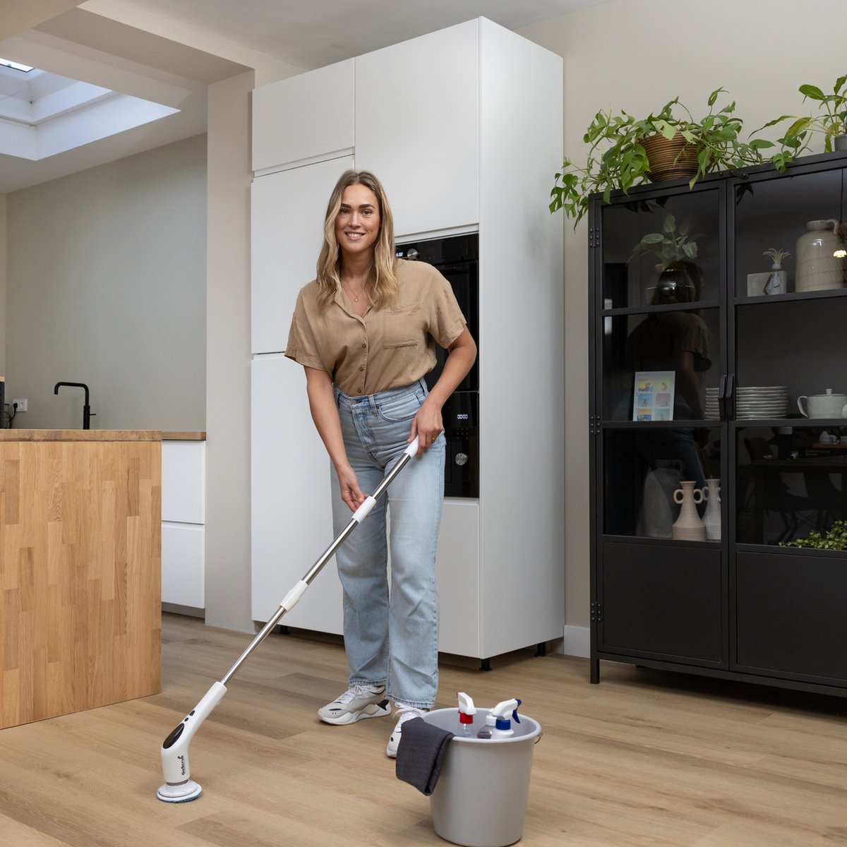 Elektrische Schoonmaakborstel – Elektrische Schrobber - Schrobborstel – Wit - V2 - GoScrub® •