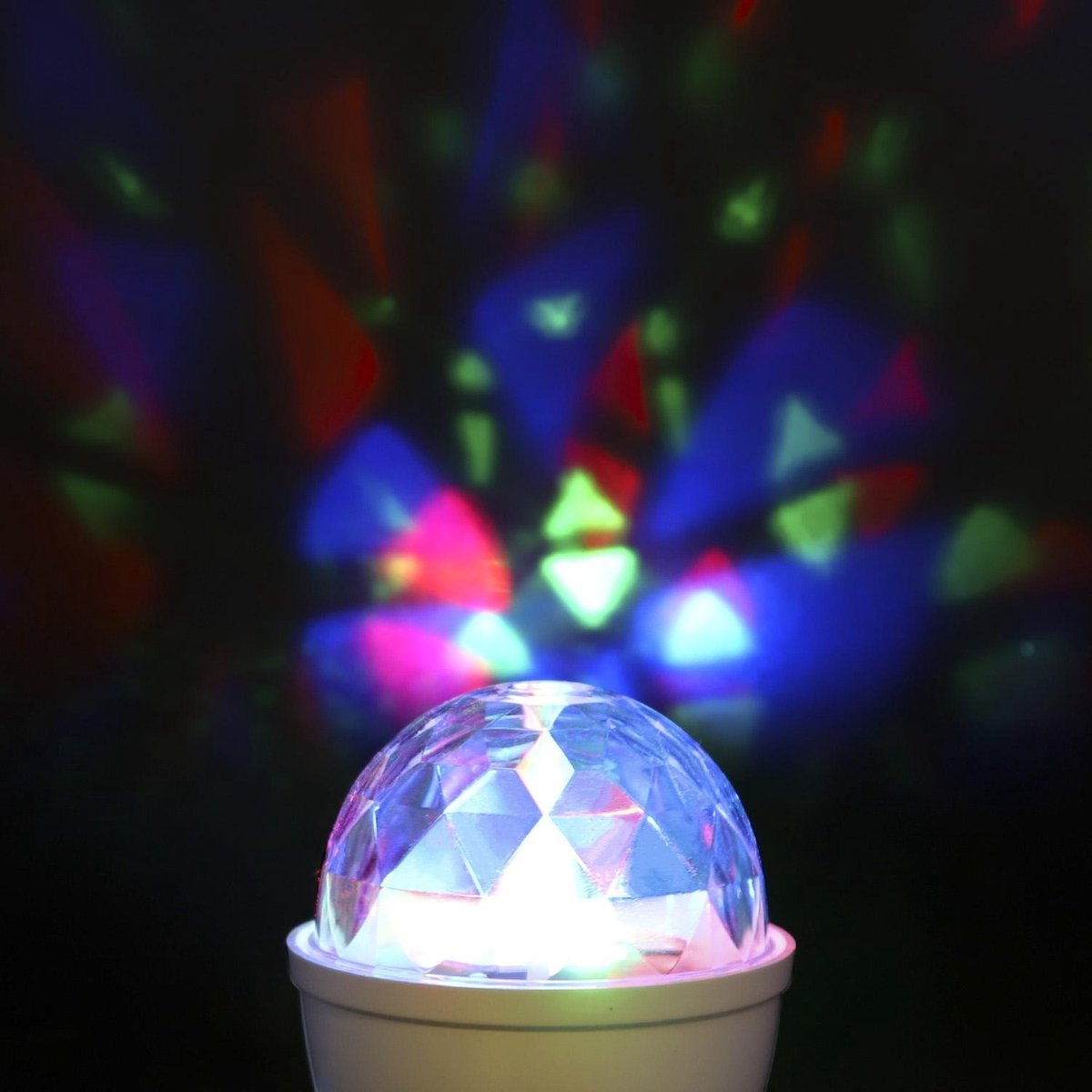 Aigostar 10RZJ - Discolamp - E27 - RGB - Disco Lamp - Party light - Feestverlichting - 3W - 2 stuks