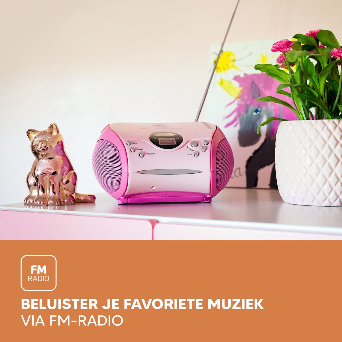 Lenco SCD-24 - Draagbare radio CD speler met AUX-uitgang - Roze •