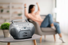 Lenco SCD-420SI - Draagbare radio CD speler met MP3 optie en koptelefoon - Zilver •
