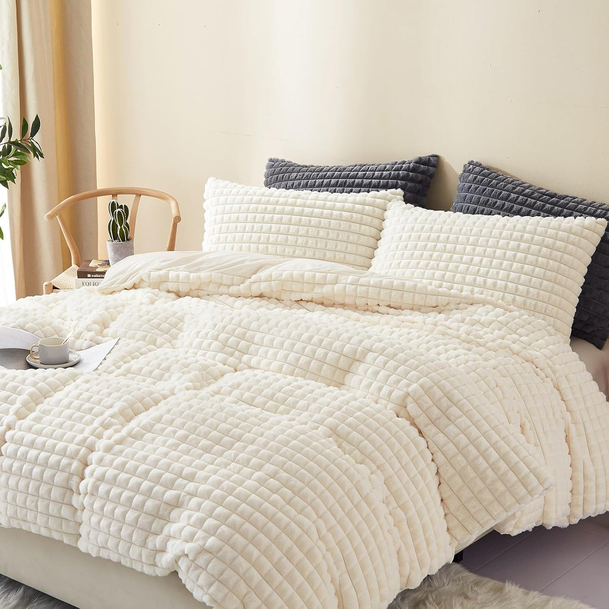 Beddengoed - Dekbedovertrek - 220 x 240 - Beige - Freyamy Pluche