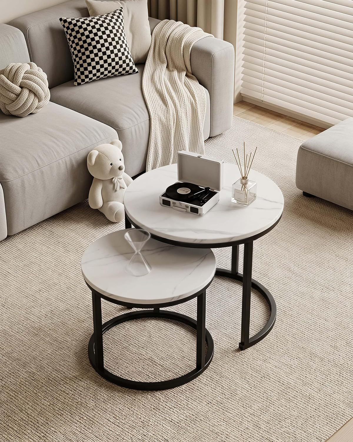 AMVEYA Salontafel, rond, wit, set van 2, woonkamertafel, rond, wit, salontafel met wit marmereffect, bijzettafels voor de woonkamer met zwart frame